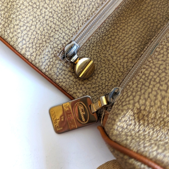 Barbonese RedWall Shoulder Bag VINTAGE PVC Leather 💕 Italy - Picture 13 of 16